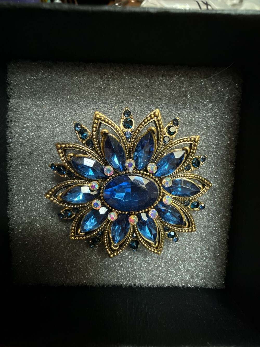 Vintage Style Blue Rhinestone Flower Brooch Gold Tone Pin